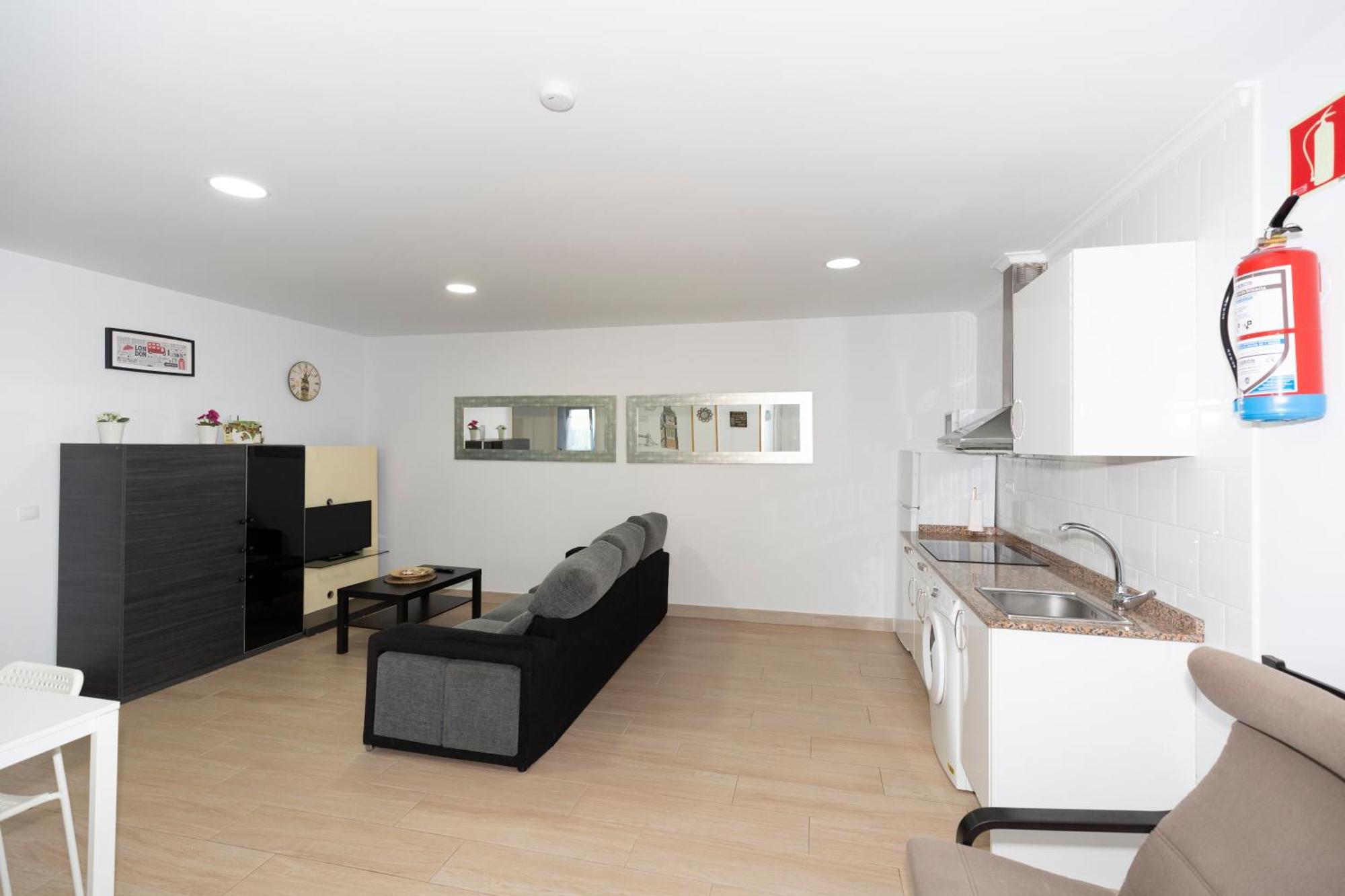London - La Colina Apartment San Miguel de Meruelo Ngoại thất bức ảnh
